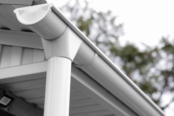 Gutter Service in Oakland
