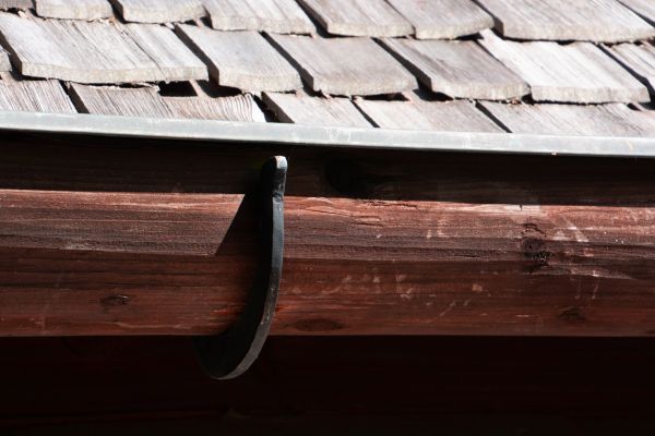 Wooden Gutter Replacement in Oakland