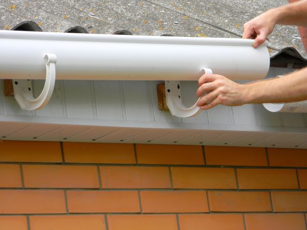 Half Round Gutter Installation in Oakland