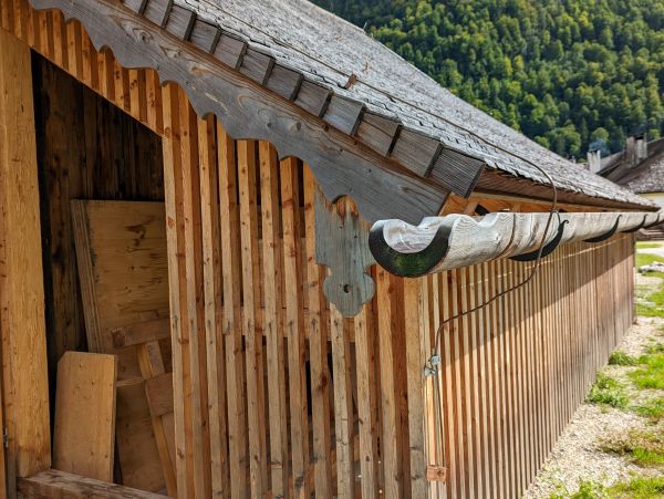 Wood Gutter Repair in Oakland