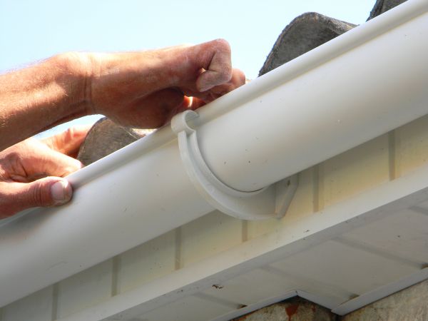 Plastic Gutter Repair in Oakland
